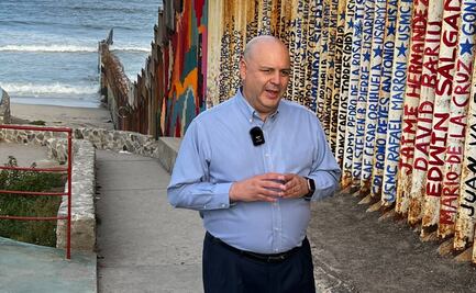 En próximo sexenio, México debe abrir frontera con EU para impulsar economía y libre tránsito, propone Gustavo de Hoyos