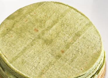 Doña Ángela nos enseña a hacer tortillas de nopal