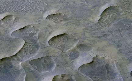 Marte alberga campos de dunas petrificados de mil millones de años
