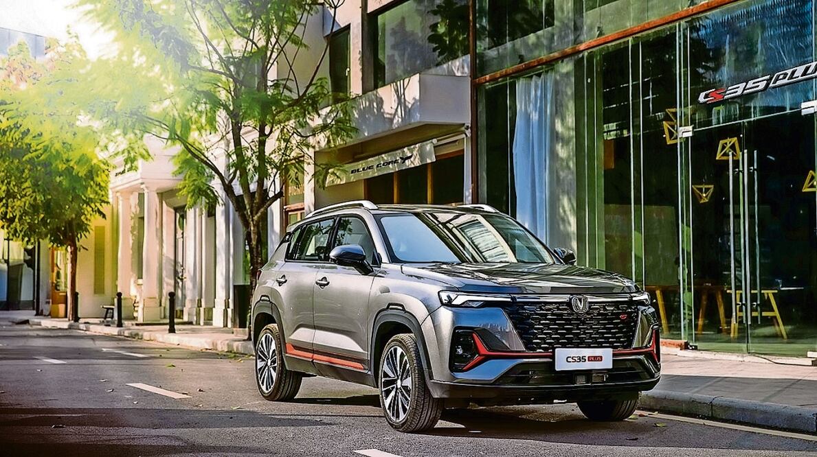 En México, 65% de los autos nuevos son de importación; los de China representan 20%. Foto: Archivo | El Universal