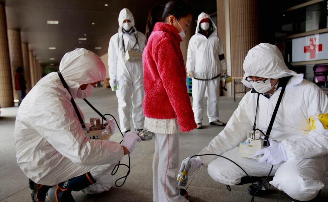 El gobierno japonés es el responsable de gestionar y deshacerse del material radiactivo que supere los 8 mil becquereles por kilogramo. FOTO: Archivo/ EL UNIVERSAL