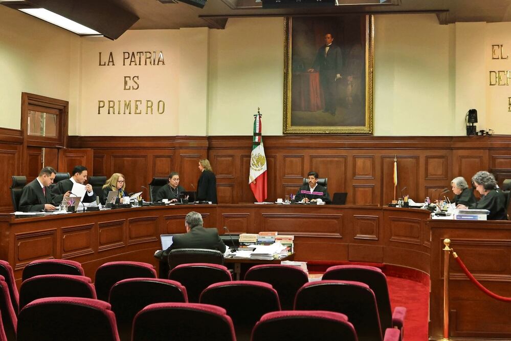 Los ministros coincidieron en que el SAT tiene la facultad de fiscalizar a cualquier empresa de manera individual, sin importar que sea controlada por un grupo más amplio y que éste haga sus declaraciones. Foto: de BERENICE FREGOSO. EL UNIVERSAL