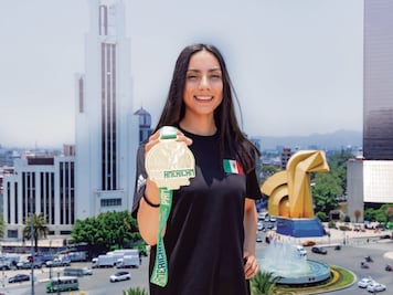 Guiada por dos leyendas, Nadia Ferreira alcanzó la cima de América