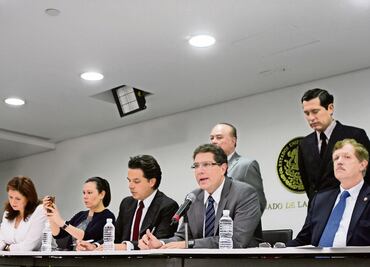 Presentan 3 de 3 con más obligaciones en el Senado