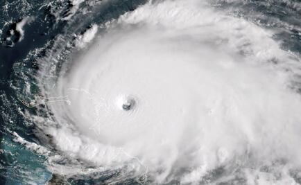 Huracán "Dorian" se debilita a categoría 4, según meteorólogos de EU