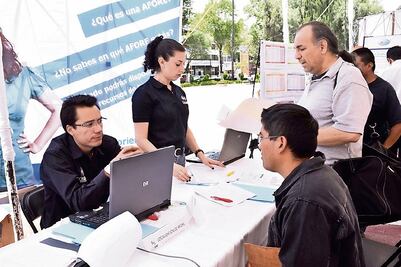 Jóvenes y mujeres aportaron más a su retiro en 2016: Consar