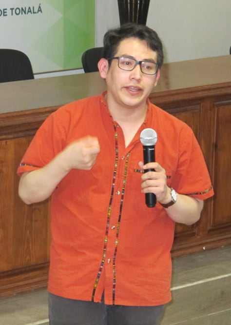 Ricardo Pablo Pedro delivers a talk to CONACYT fellows in Jalisco last May- Photo: Taken from Conacyt News Agency