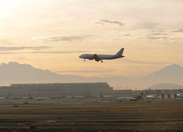 Aeropuerto capitalino sin afectación por manifestantes