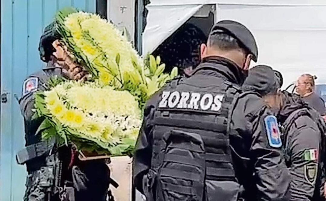 Compañeros del jefe de sector le rindieron homenaje. Foto: Especial