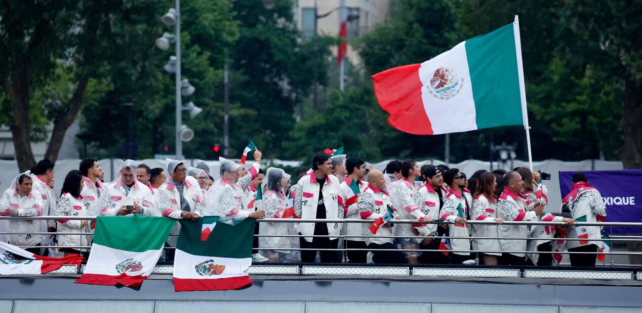 La delegación mexicana ya se encuentra navegando en el Río Sena - Foto: AFP