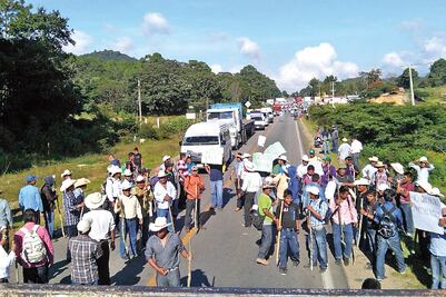 Continúan las pugnas por el poder en varios municipios