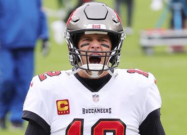 Roger Goodell se rinde ante Tom Brady