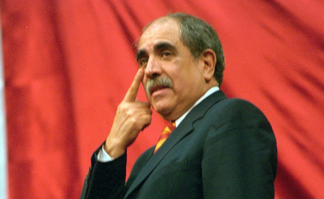 Pablo Gómez renuncia al PRD; augura la muerte del perredismo