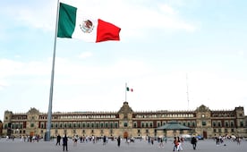 México debe consolidar reducción del déficit fiscal para no perder grado de inversión: Franklin Templeton; habría otro recorte en 2029