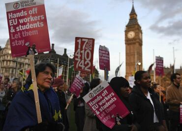 Cámara de los Lores da aprobación final a la ley del "brexit"