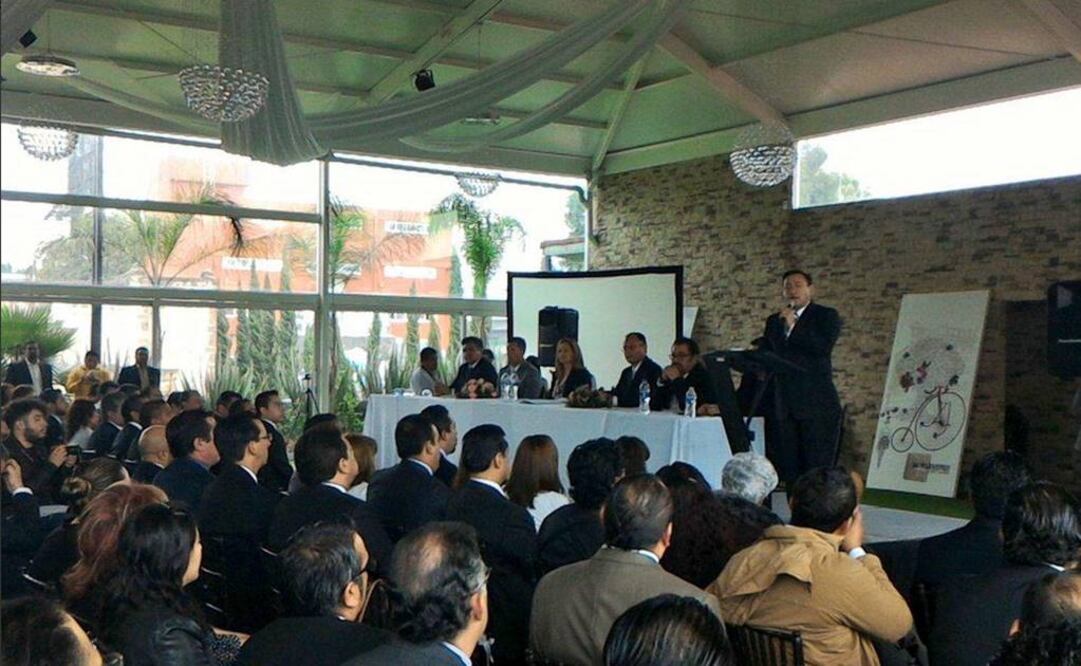 También se instalaron las mesas de trabajo para la elaboración del Plan de Gobierno. (Foto: @EdgarOlveraMX)