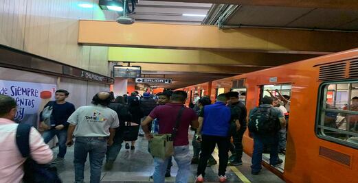 Usuario muere al caer a las vías en Metro Chilpancingo