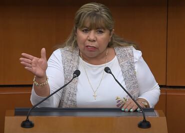 Senadora del Verde defiende desaparición de Matemáticas… y ahora pide informe de retroceso en esa materia