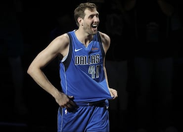 El histórico Dirk Nowitzki anuncia su retiro de la NBA
