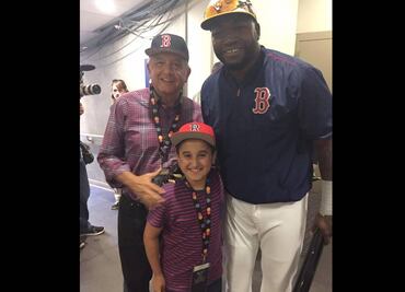 AMLO y una foto de jonrón, lo más compartido