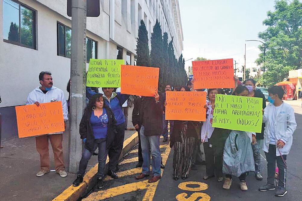 Una de las principales inconformidades de los trabajadores de la procuraduría local fue el aumento de 6.6% a su salario, lo que representa tan sólo 168 pesos. Foto: KEVIN RUIZ. EL UNIVERSAL