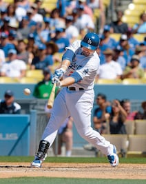 ‘Titán’ González da el triunfo a Dodgers