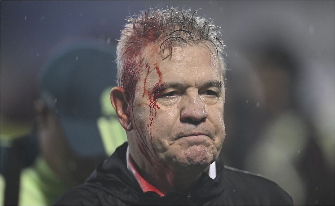 Javier Aguirre terminó descalabrado en el Estadio Morazán - Foto: Imago7