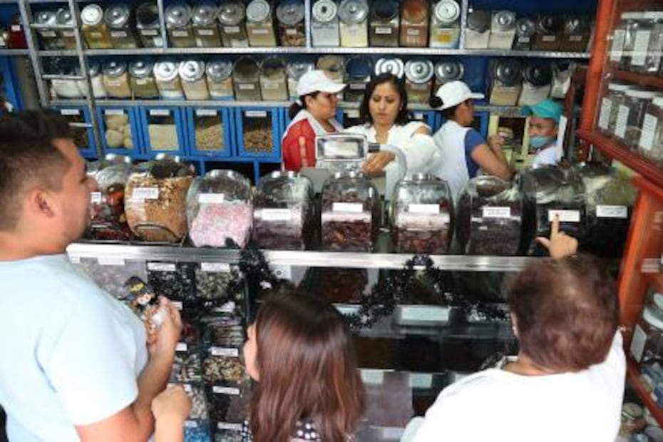 “A las hijas ya nadie les enseña a preparar mole”