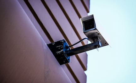 Qué permisos necesitas para instalar cámaras afuera de tu casa