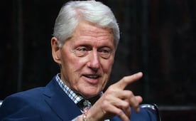 Comité de la Cámara publica videos de los Clinton; ambos se deslindan de Jeffrey Epstein