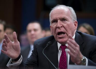 Rusia interfirió "descaradamente" en elecciones de EU: Ex jefe de CIA