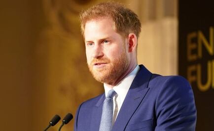 Las 2 grandes mentiras que dijo el Príncipe Harry en su libro autobiográfico