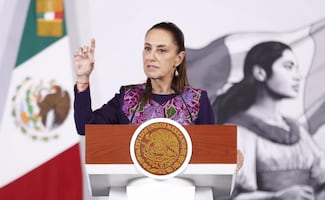 Sheinbaum reacciona a aspiraciones de Félix Salgado y Andrea Chávez para 2027; tienen que renunciar si quieren ser candidatos, reitera