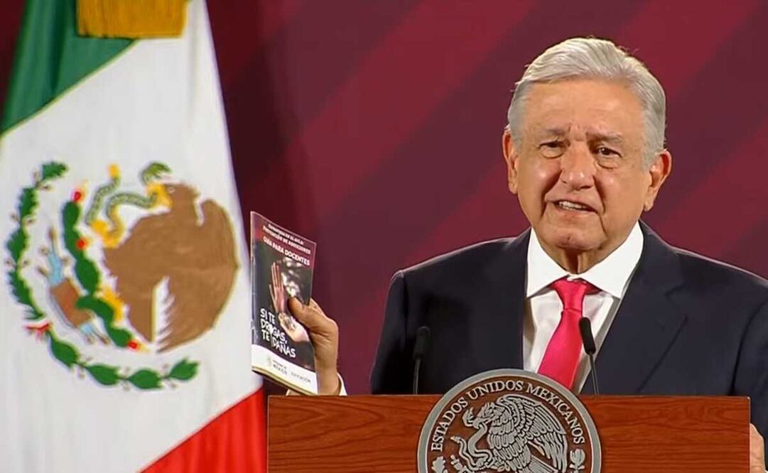 López Obrador señaló que estas series hacen muy atractivo todo lo relacionado con la delincuencia organizada. Foto: captura de pantalla