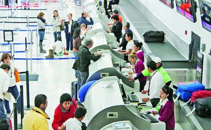 Profeco multa a 5 aerolíneas por cobros de primer maleta a EU y Canadá
