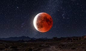 ¿A qué hora y dónde ver la Luna de Sangre en México? Horarios del eclipse del 27 de agosto  