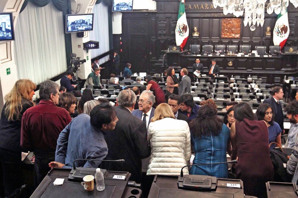 Dudan tener a tiempo Constitución de CDMX