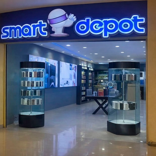 Las tiendas de celulares operaban al interior de concurridos centros comerciales de Culiacán, Mazatlán y Cancún, Quintana Roo. Crédito: Instagram SmartDepot.
