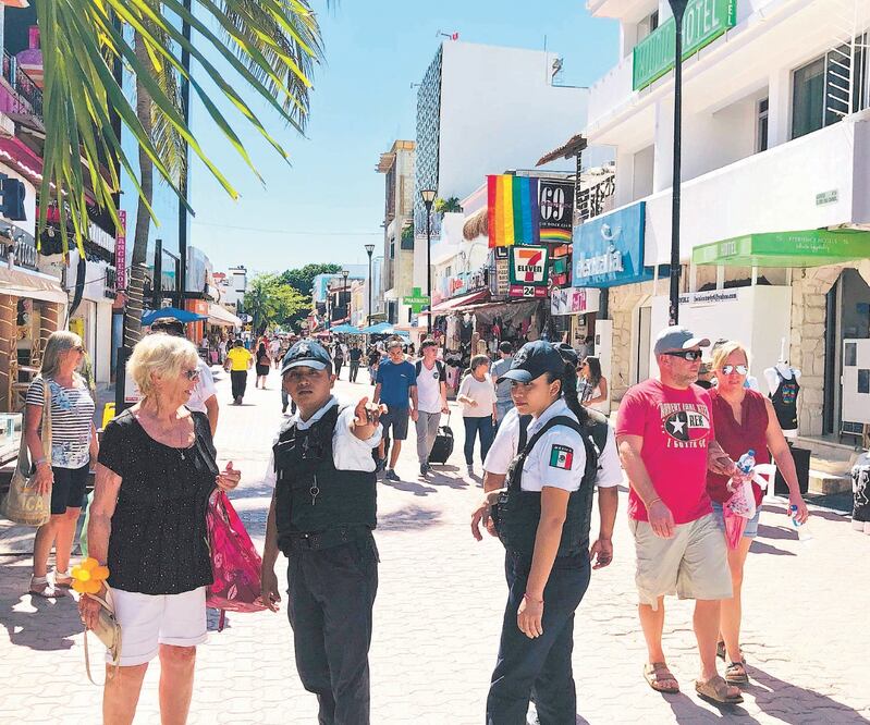 Desde el año pasado, México está recibiendo menos turistas de Estados Unidos, sobre todo por la percepción de inseguridad en el país. Foto/ARCHIVO EL UNIVERSAL