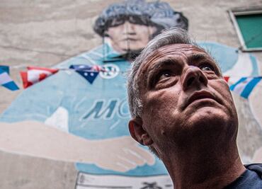 José Mourinho homenajea a Diego Armando Maradona