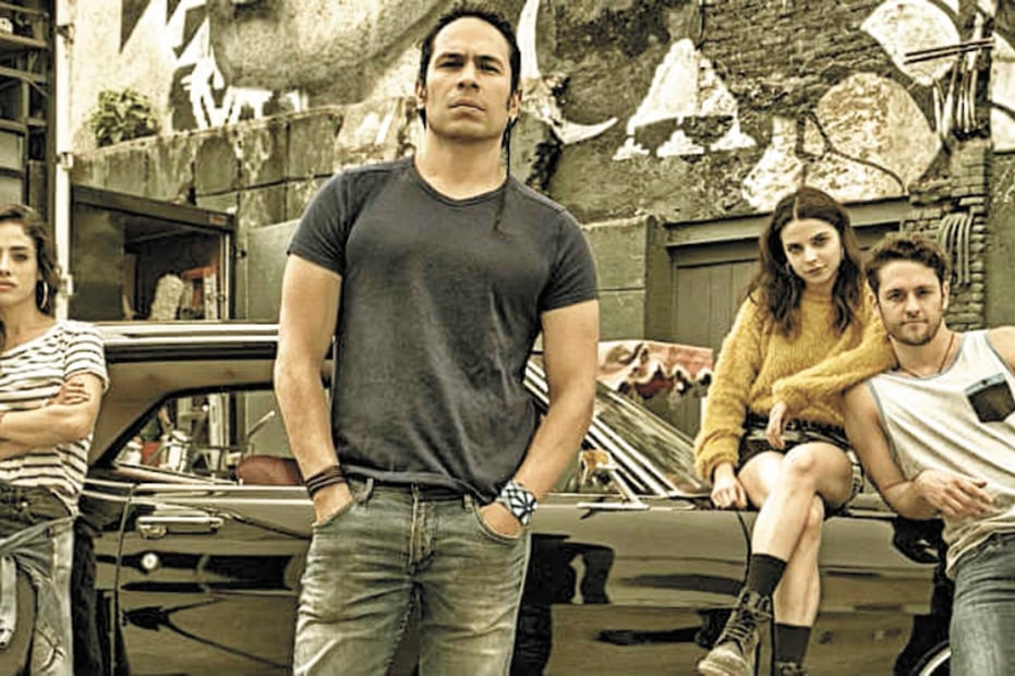 Horacio García Rojas, Giselle Kuri y Cristopher Von Uckermann. Foto/NETFLIX