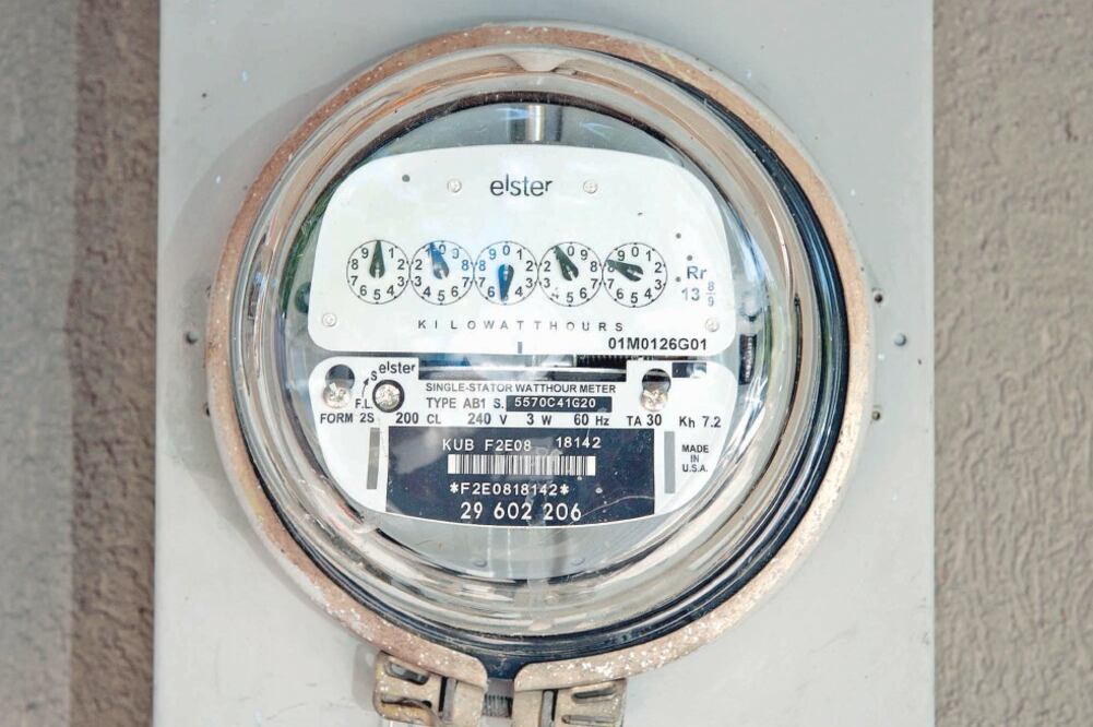 También subieron los servicios profesionales con un aumento quincenal de 3.57%; frijol, 1.99%; cerveza, 0.65%; automóviles, 0.41%; loncherías, fondas, torterías y taquerías. Tarifas eléctricas. Foto: Especial