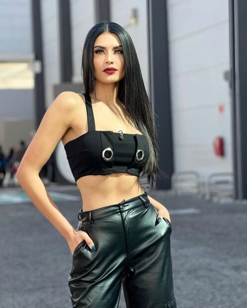 Kristal Silva: 3 fotos que confirman que es la reina de los looks total black