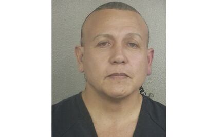 El acusado de enviar paquetes bomba en EU veía a Trump como "figura paterna"