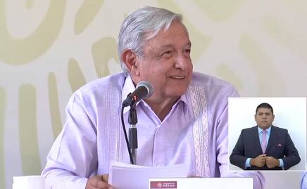 “Queremos cuentas claras y chocolate espeso”, bromea AMLO