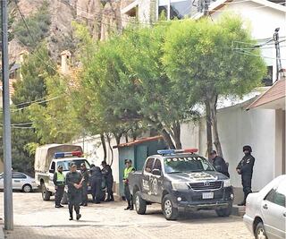 Seis diplomáticos españoles dejan Bolivia tras incidente