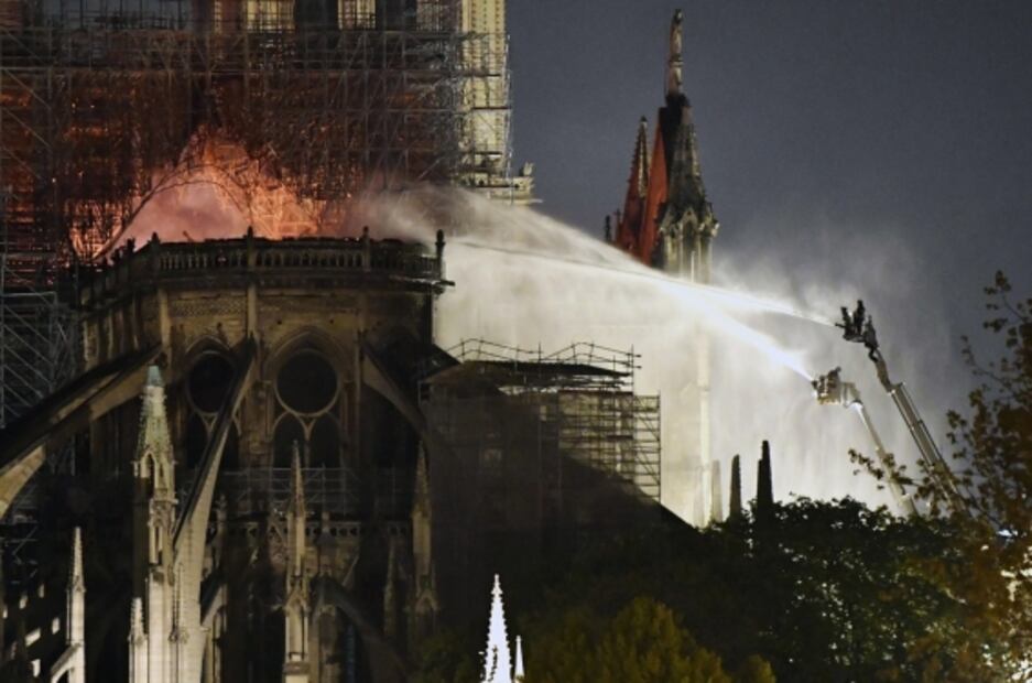 Así se vivieron los minutos antes del incendio de Notre Dame