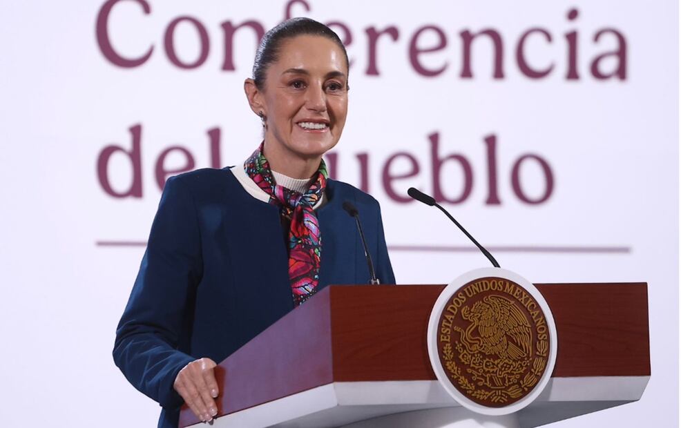 Al conmemorar el Día Internacional de los Derechos Humanos, la presidenta de México, Claudia Sheinbaum Pardo, informó que hoy publicará la reforma al artículo 2 de la constitución en varias lenguas, que reconoce derechos a pueblos y comunidades indígenas. Foto: Berenice Fregoso/EL UNIVERSAL