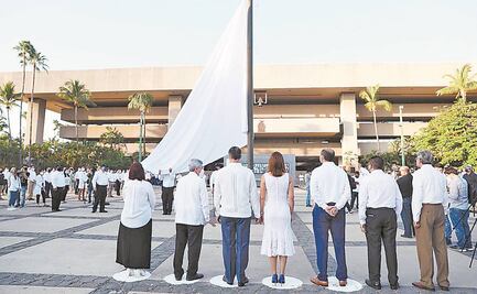 Realizan homenaje a personal de salud en Sinaloa