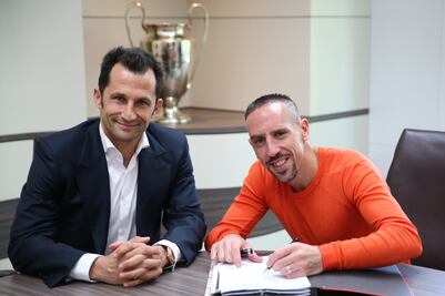 Frank Ribéry renueva contrato con el Bayern Múnich